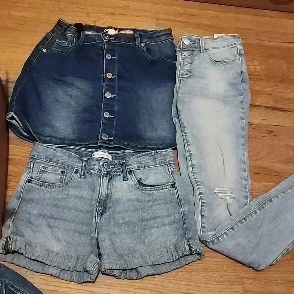 Girls size 14 bundle- old Navy, Cat & Jack, Levi's